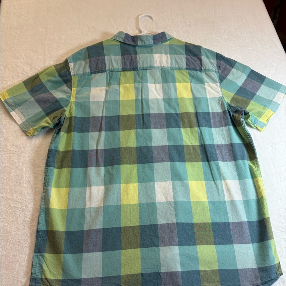 Columbia Men's Blue and Green Plaid Button Down Shirt - Picture 2 of 5